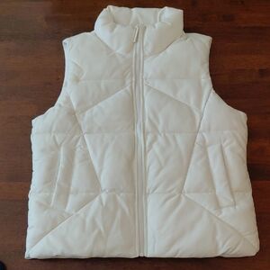 Andrew Marc White Quilted Puffer Vest